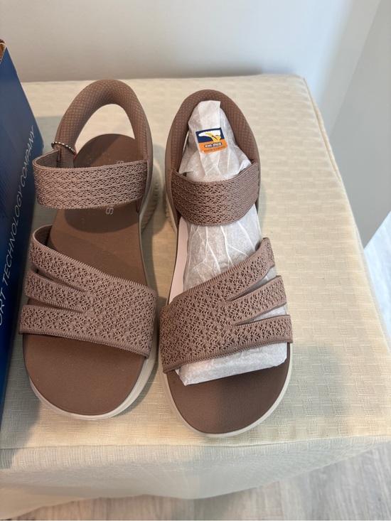 Skechers Shoes - NWT Skechers  Women's Brown Comfort Sandals with Elastic Straps 8W